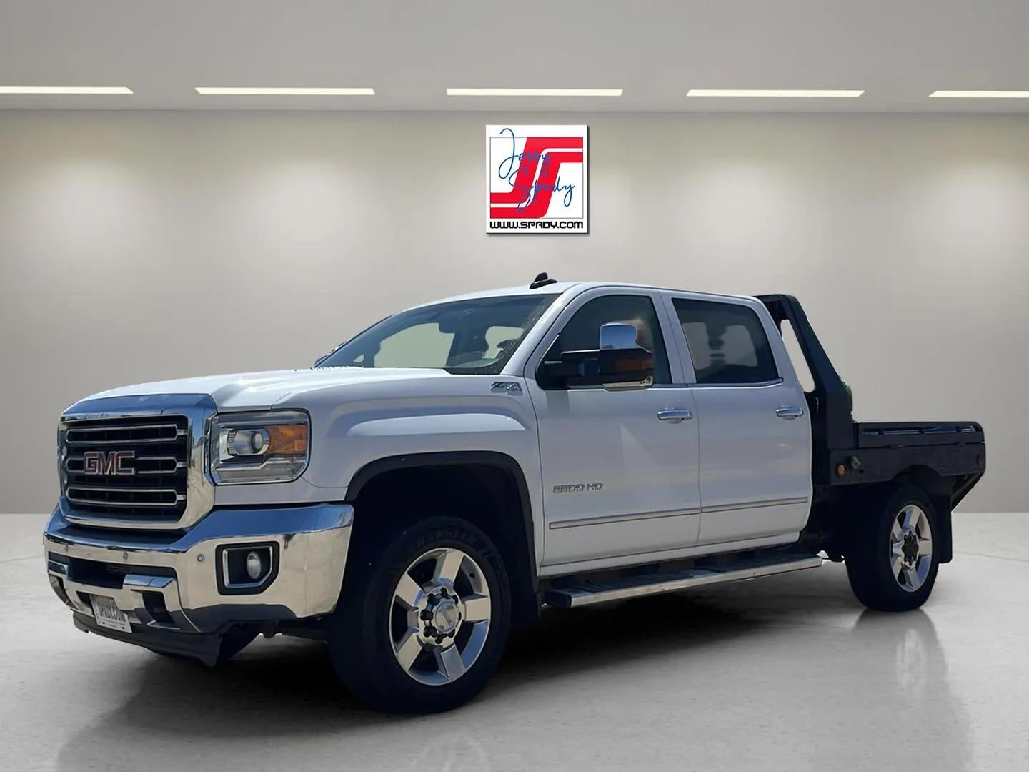 2016 GMC Sierra 2500 HD SLT in Summit White — front three-quarter view
