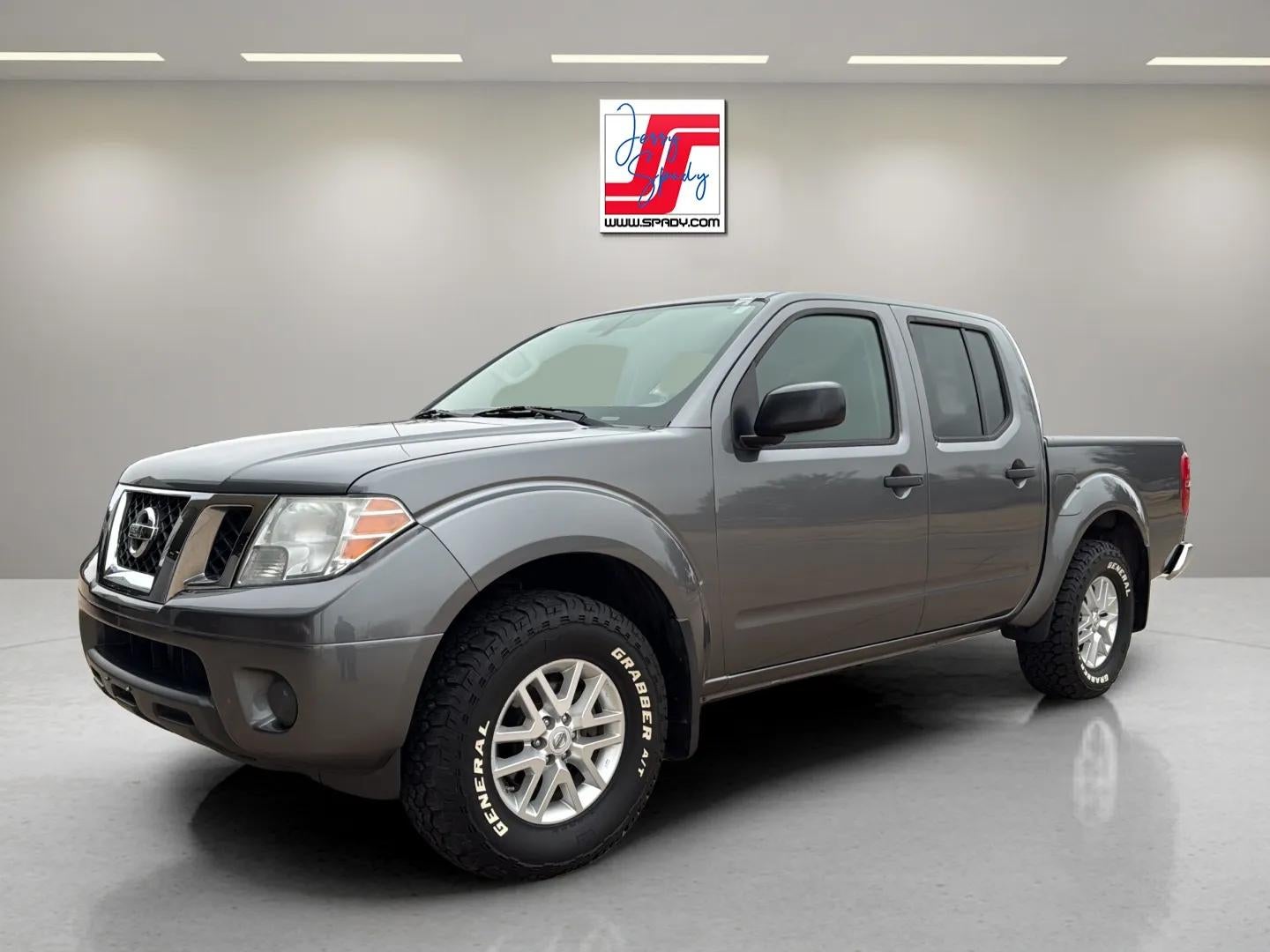 2019 Nissan Frontier SV in Gray Dark — front three-quarter view