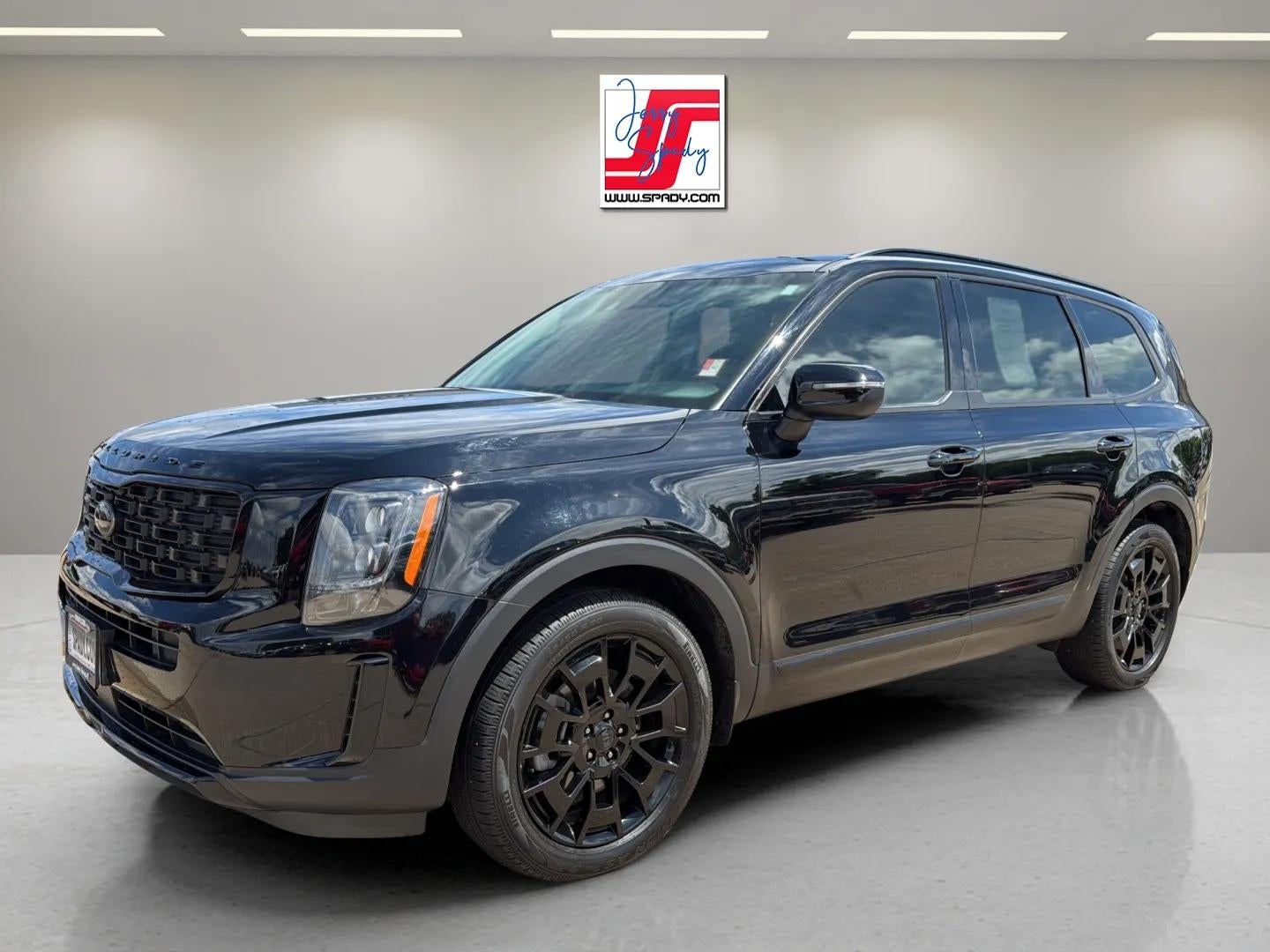 2021 Kia Telluride EX in Black — front three-quarter view